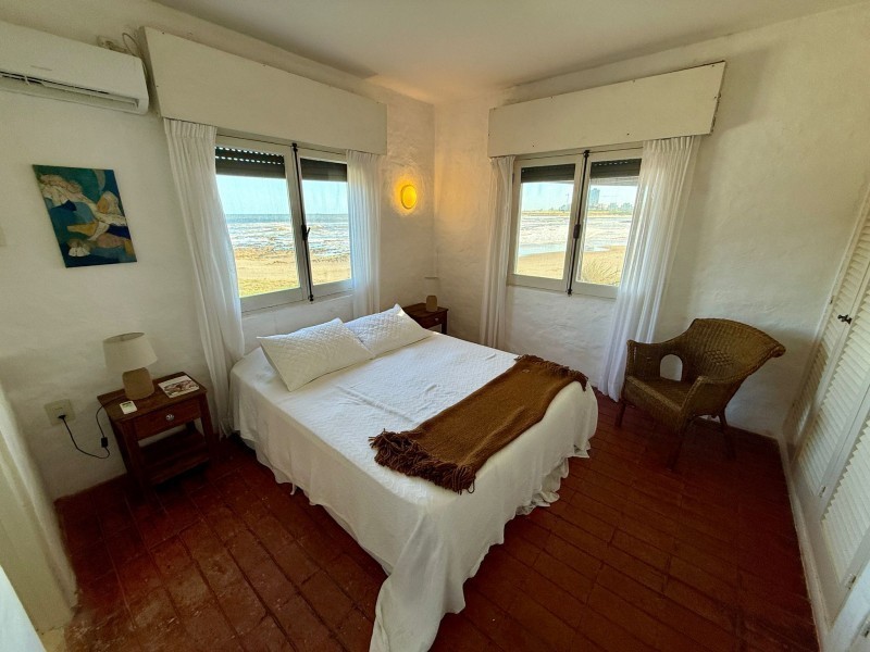 Casa en alquiler sobre la playa en La Posta del Cangrejo